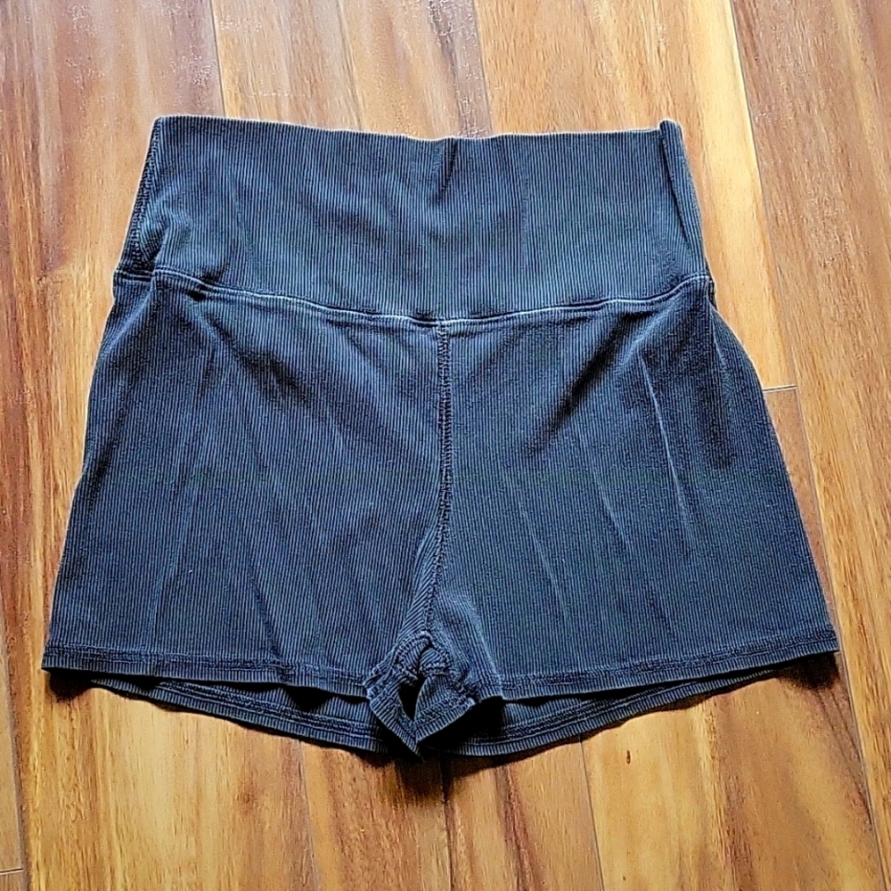 Groceries apparel ribbed zink shorts L